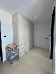 Highland Road (D19), Terrace #454342891